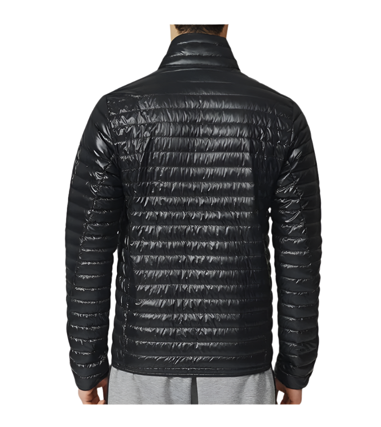 Adidas Striukė