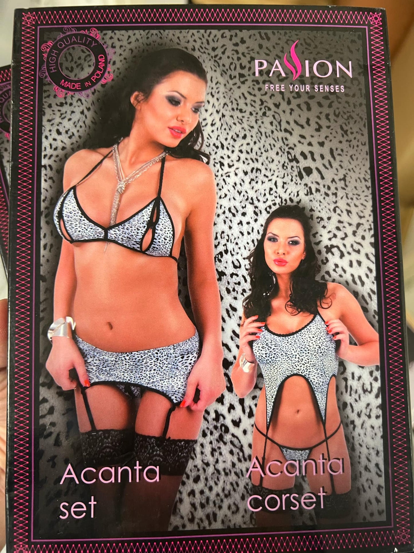 Pasion Acanta Korsetas