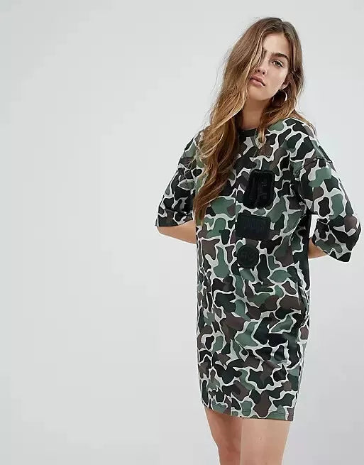 Adidas Originals Suknelė Kamufliažinė