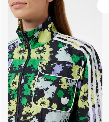 Adidas Striukė