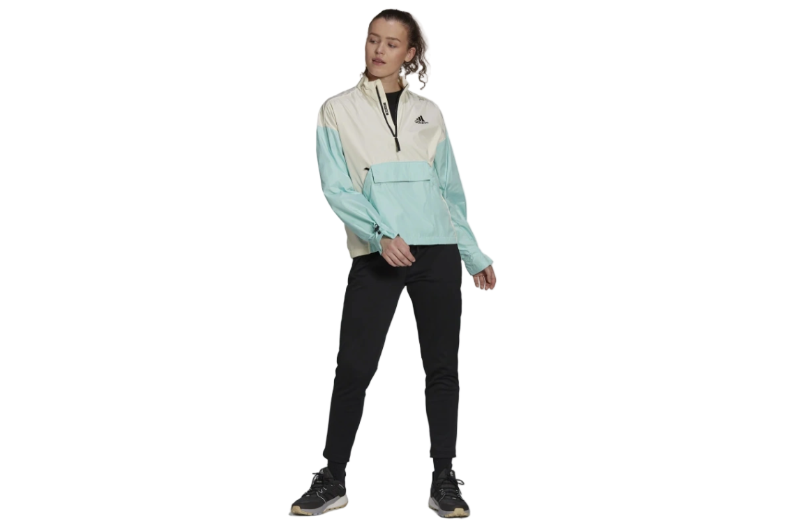 Adidas Striukė
